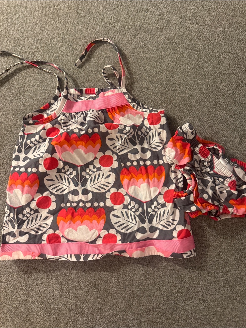 5/$15- Hanna Andersson set size 6-12 months